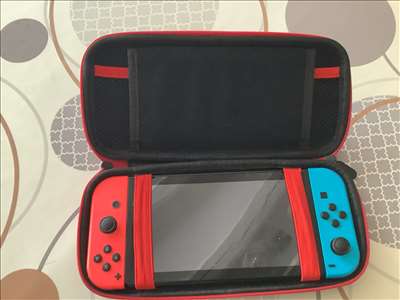 Voici un exemple d'une Nintendo Switch à réparer