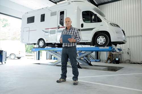 Réparation de camping-cars avec un technicien de proximité à proximité de Floirac